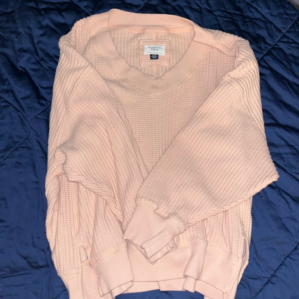 AE v neck top
